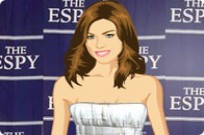 
							Carmen Electra Dress Up cover