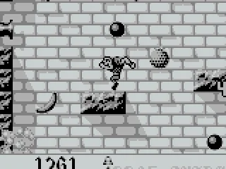 
											Avoid the cannonballs
